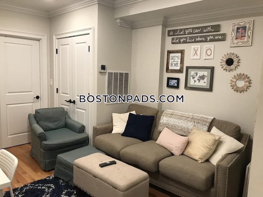 BOSTON - NORTH END - 4 Beds, 2 Baths - Image 10