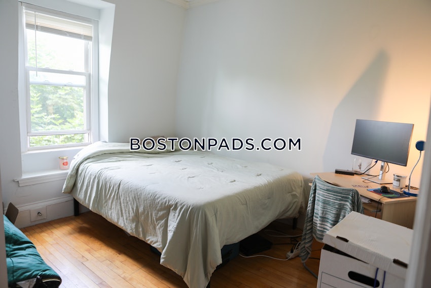 BOSTON - SOUTH BOSTON - THOMAS PARK - 4 Beds, 2 Baths - Image 10
