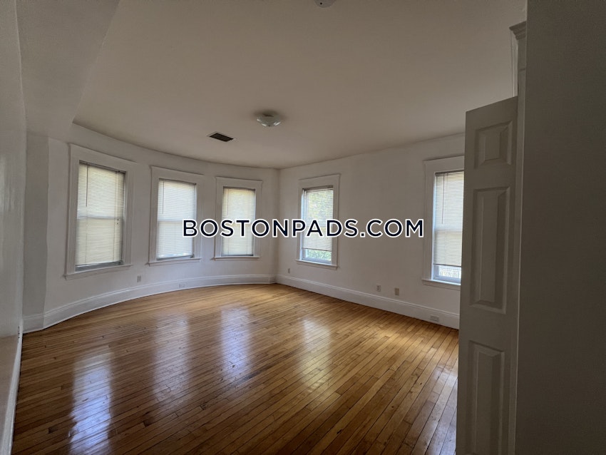 BOSTON - BRIGHTON - OAK SQUARE - 4 Beds, 2.5 Baths - Image 26