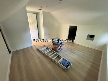 Boston - 3 Beds, 2 Baths