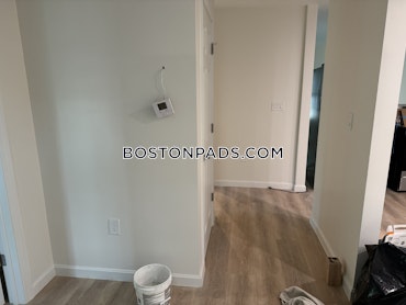 Boston - 3 Beds, 2 Baths