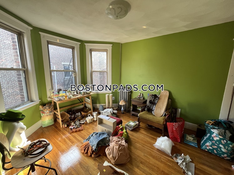 Scottfield Rd., Boston