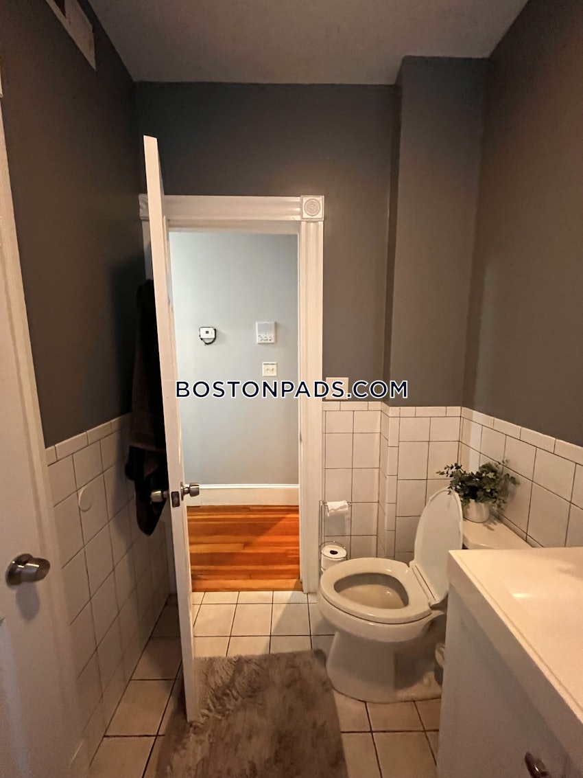 BOSTON - DORCHESTER - SAVIN HILL - 4 Beds, 2 Baths - Image 12