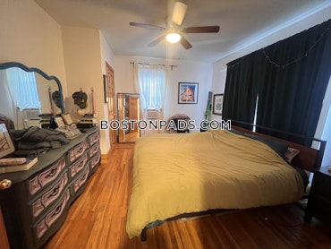 Boston - 3 Beds, 2 Baths