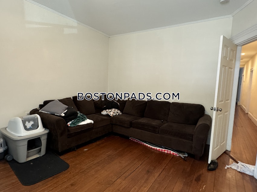 BOSTON - DORCHESTER - UPHAMS CORNER - 4 Beds, 2 Baths - Image 2