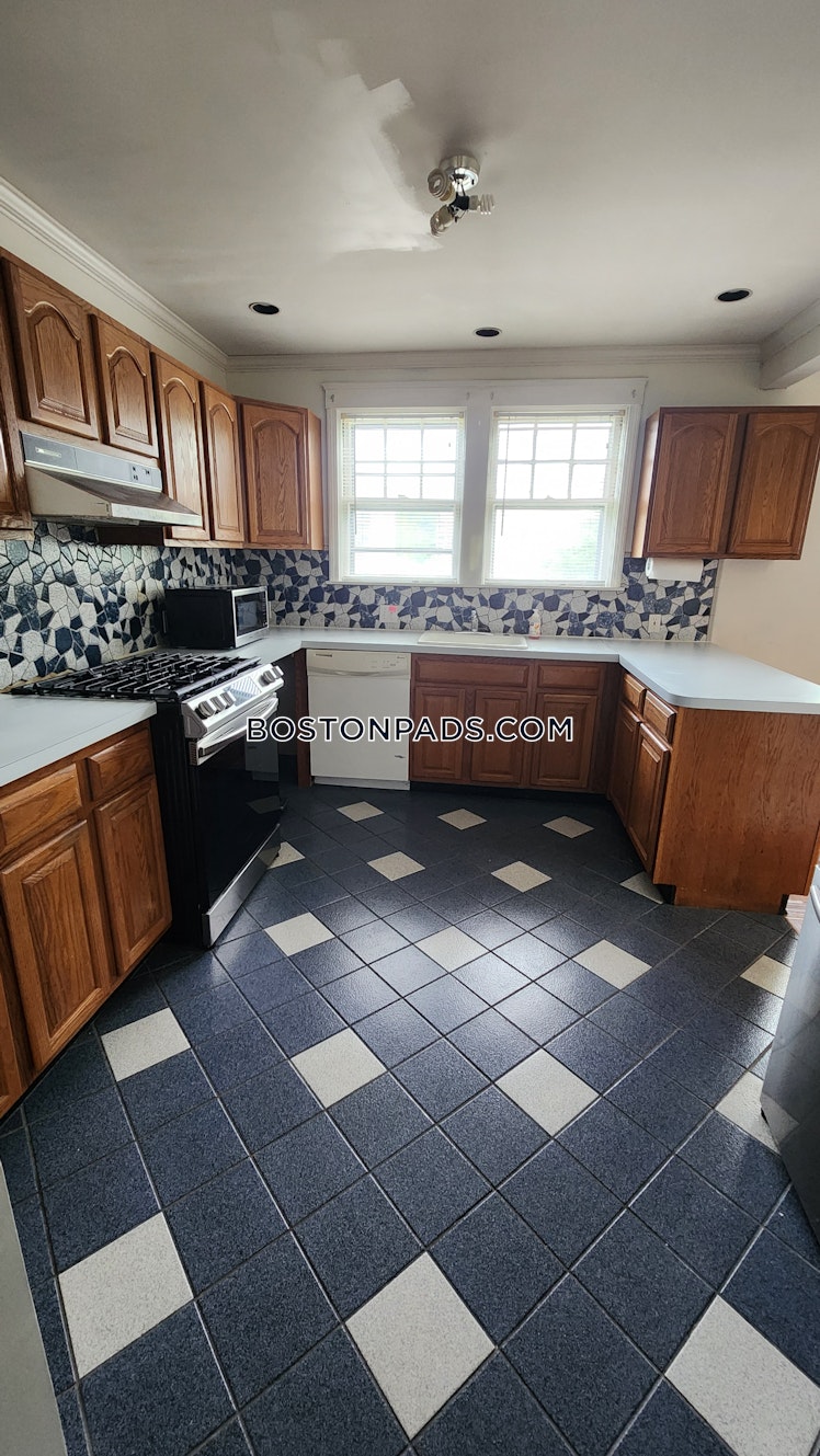 Winthrop Rd., Brookline