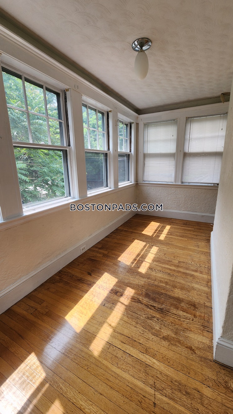 Winthrop Rd., Brookline