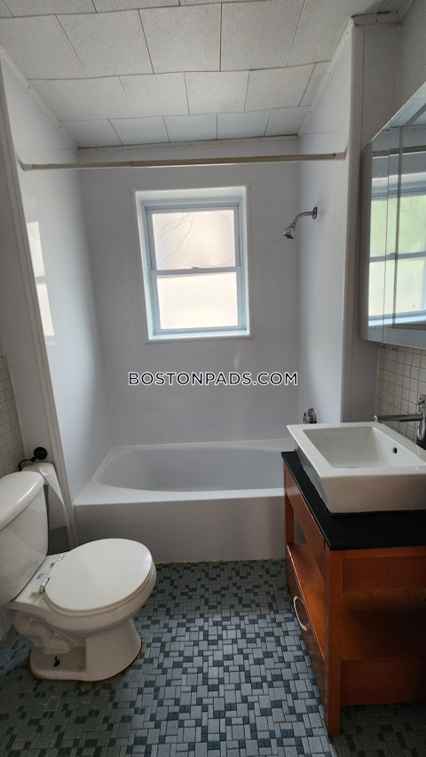 Winthrop Rd. Brookline photo 56