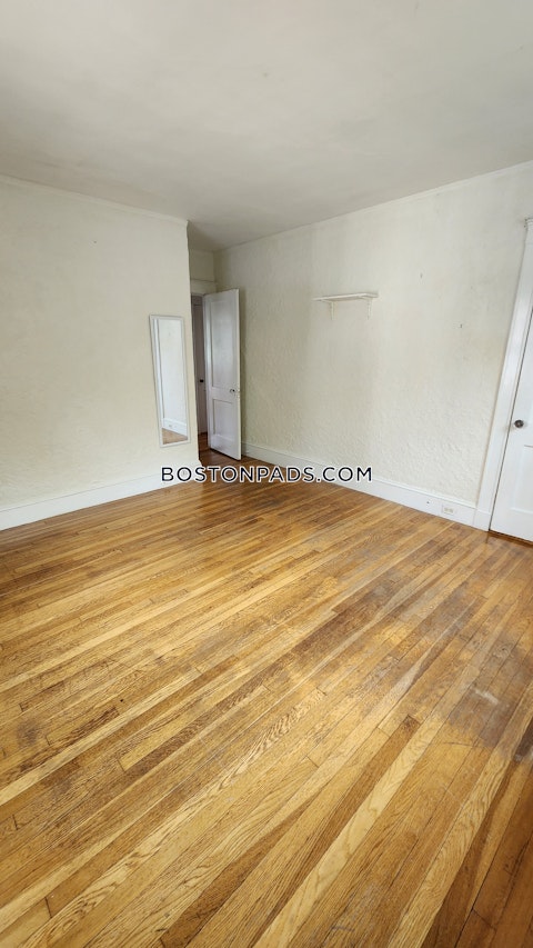 Winthrop Rd. Brookline photo 28