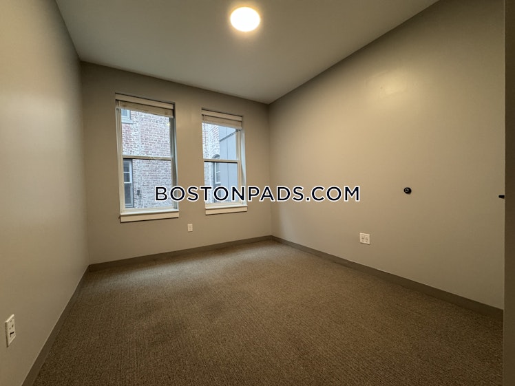 Hemenway St., Boston