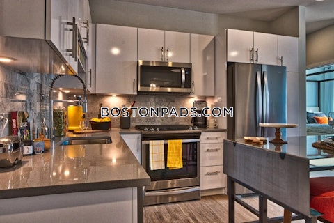 Revere Beach Pkwy Everett photo 2