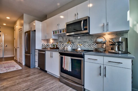 Revere Beach Pkwy Everett photo 3