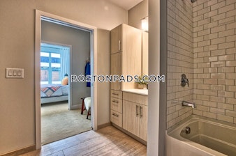 Revere Beach Pkwy Everett