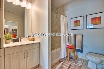 Revere Beach Pkwy Everett