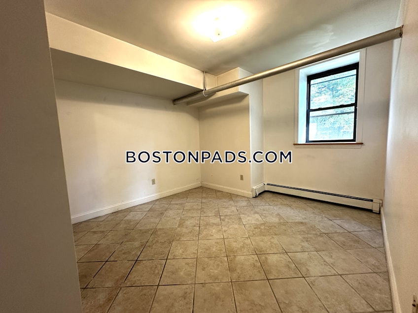Boston - $3,150+ /month