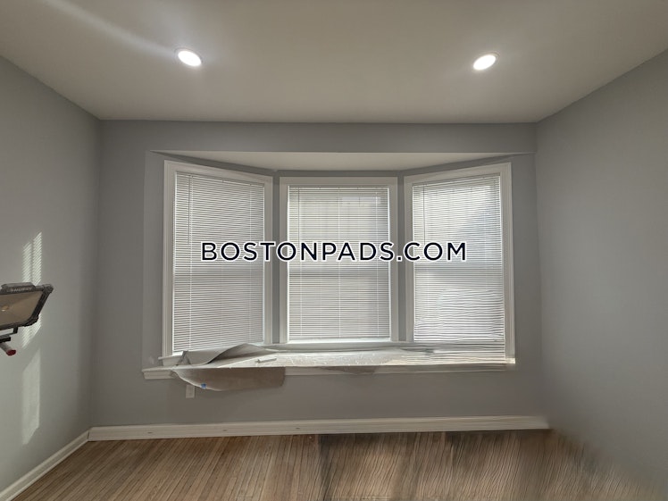 Townsend St., Boston