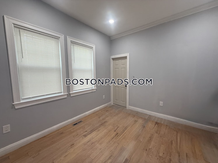 Townsend St., Boston