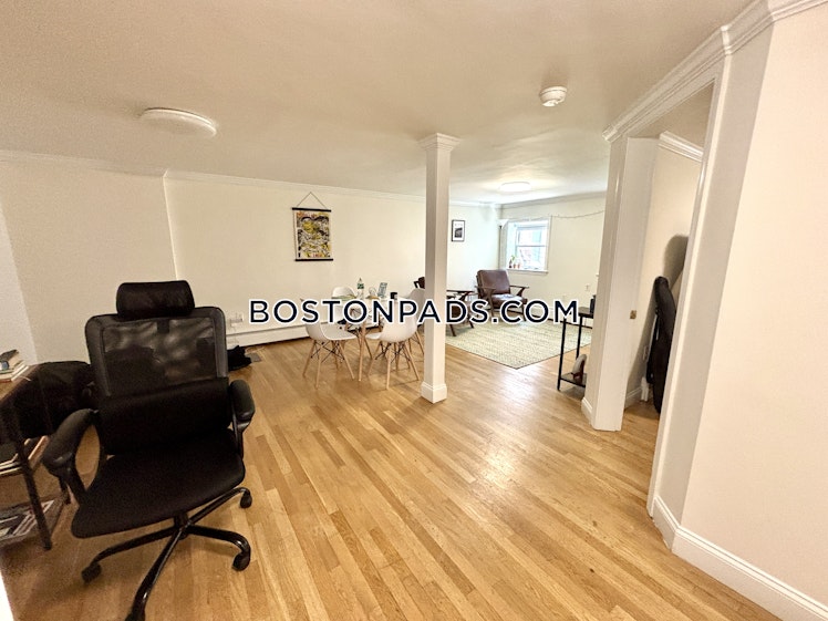 Beacon St., Brookline