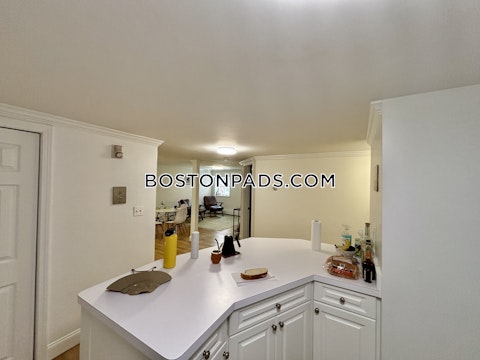 Beacon St. Brookline photo 5