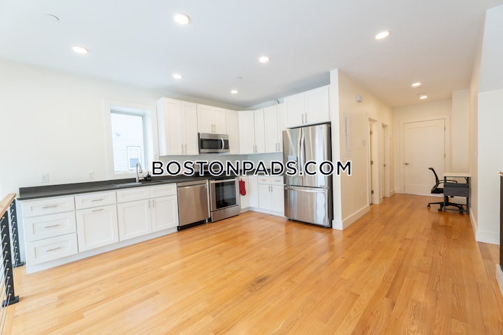 dorchester-apartment-for-rent-3-bedrooms-2-baths-boston-3550-5984736 
