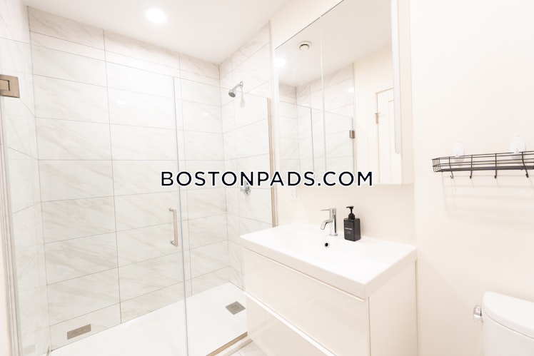 Colonial Ave., Boston