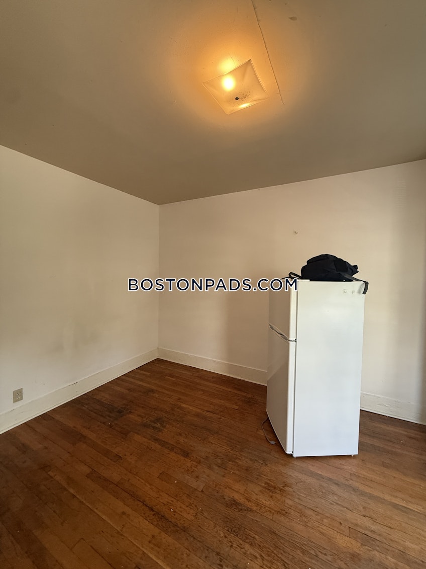 Boston - $2,250+ /month