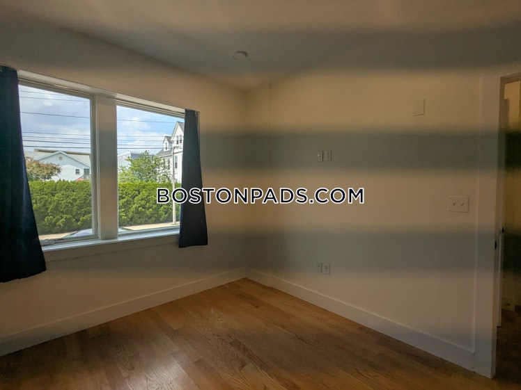 Colonial Ave., Boston