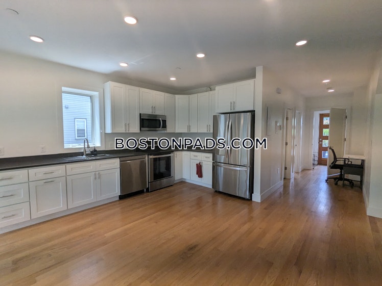 Colonial Ave., Boston