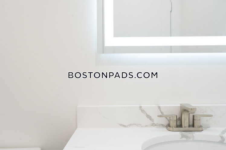 Hichborn St., Boston