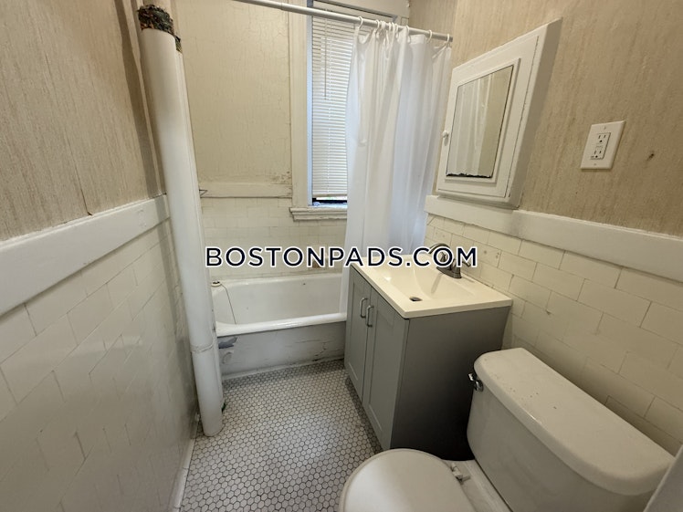 Washington St., Malden