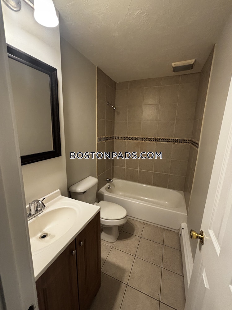 Sturbridge St., Boston