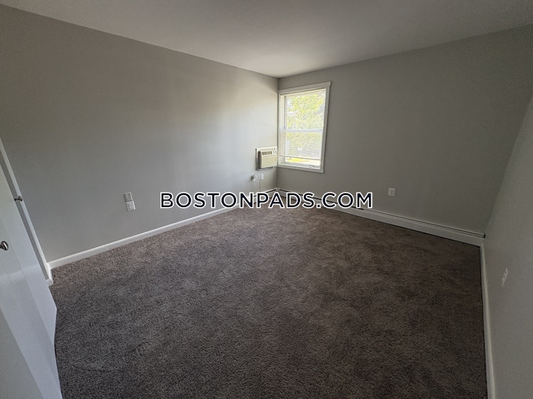 Bronsdon St., Boston