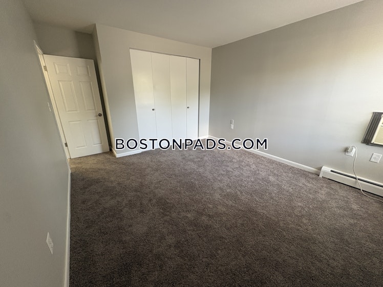 Bronsdon St., Boston