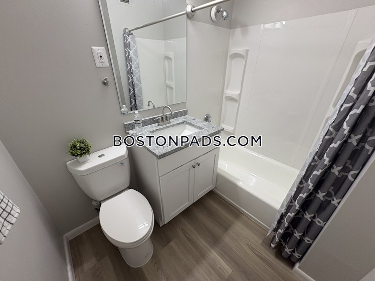 Bronsdon St., Boston