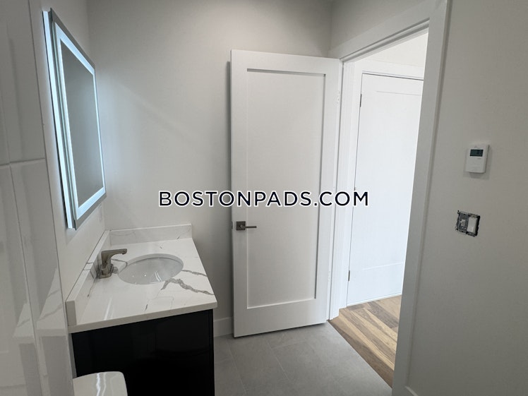 Hichborn St., Boston