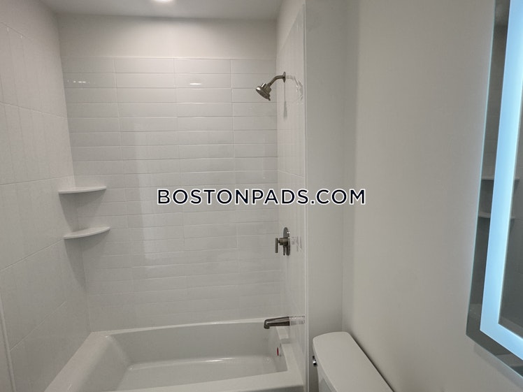 Hichborn St., Boston