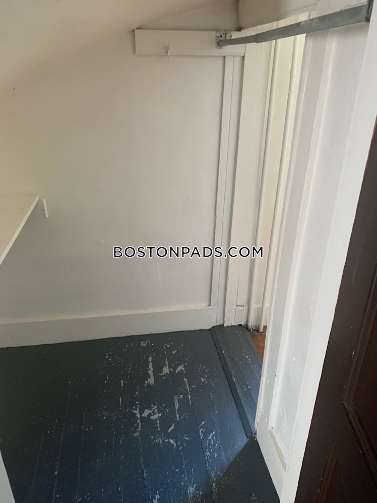 Dunreath St., Boston