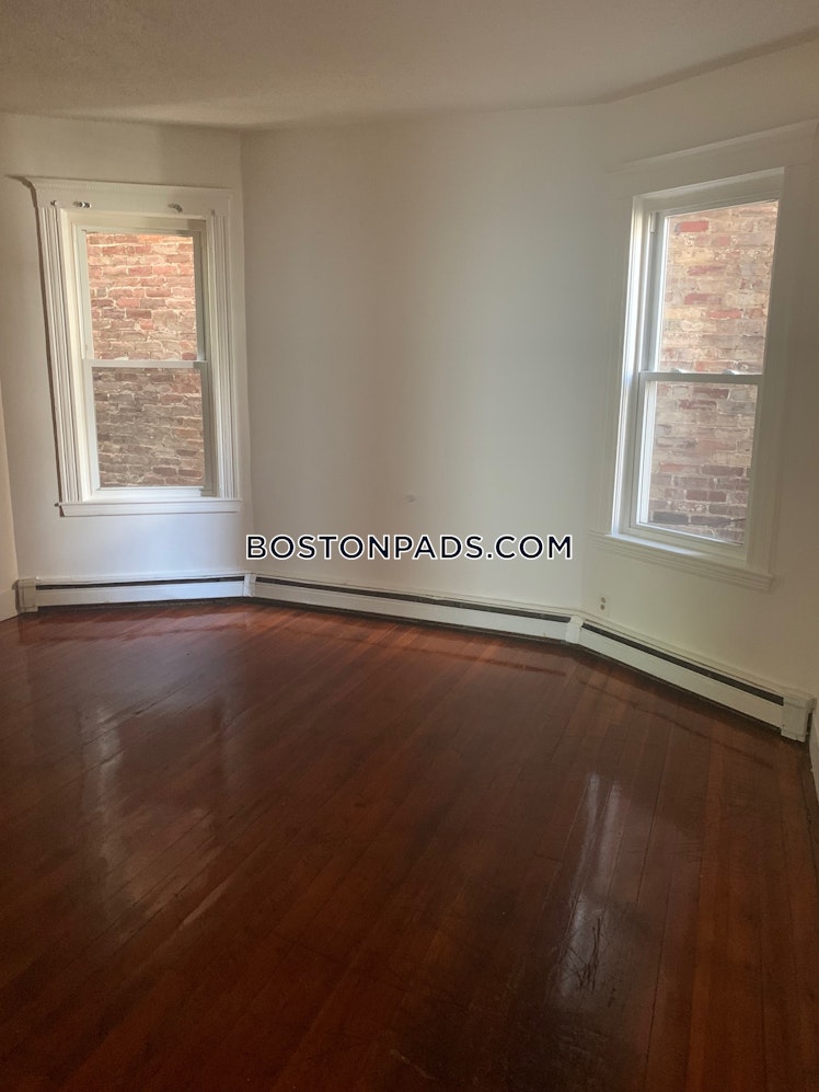 Dunreath St., Boston