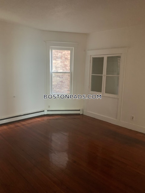 Dunreath St. Boston photo 7