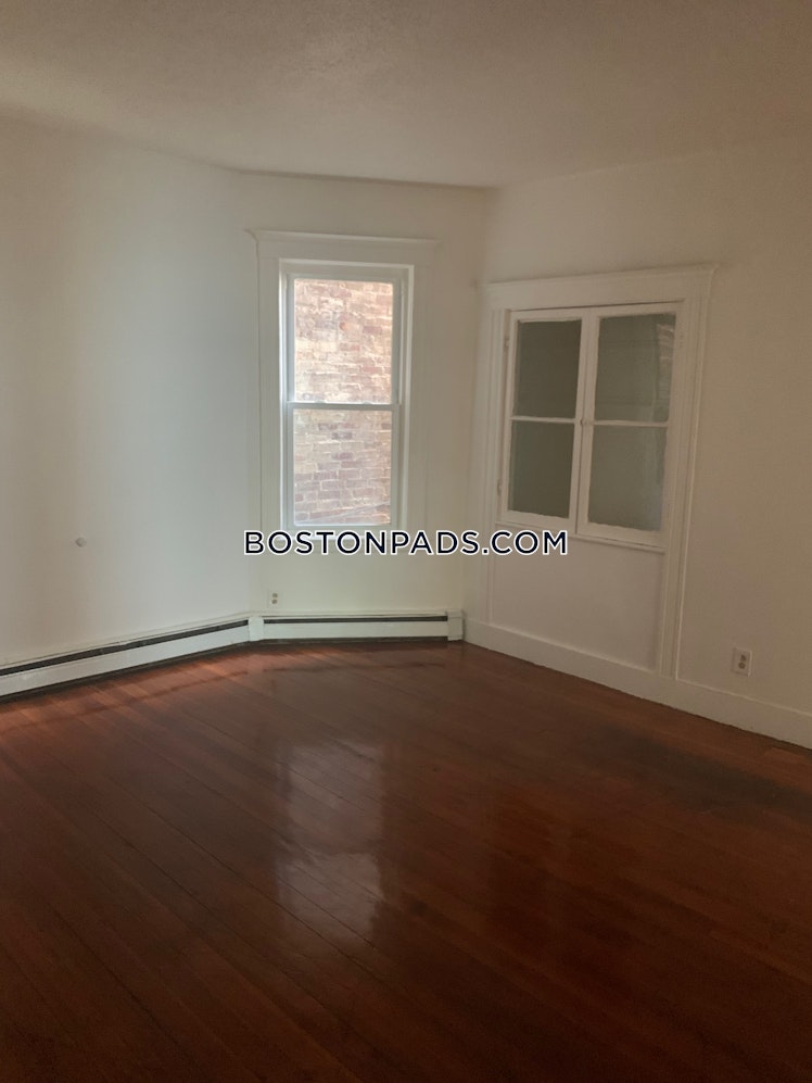 Dunreath St., Boston