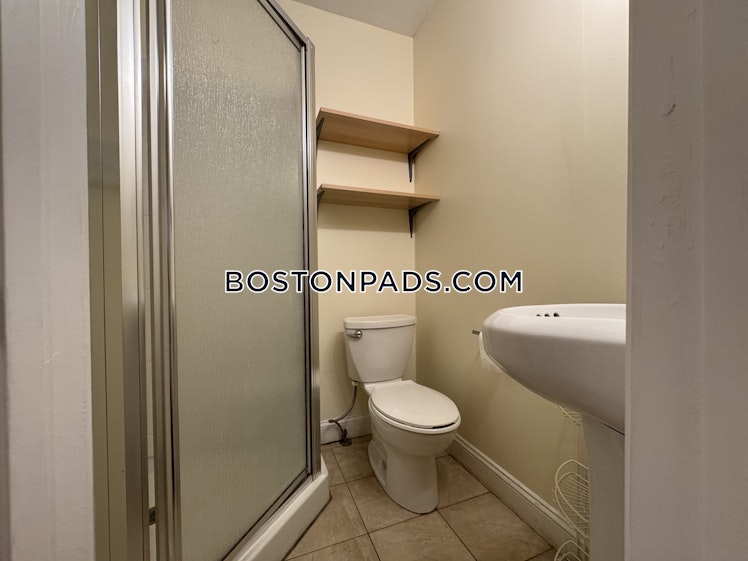 Winthrop Rd., Brookline