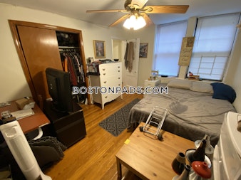 Queensberry St. Boston