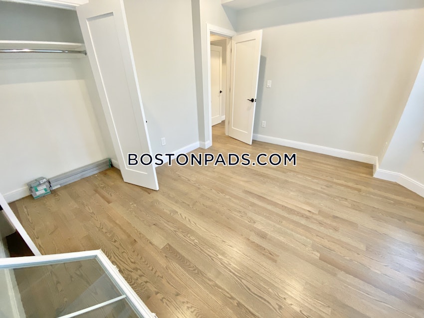 BOSTON - JAMAICA PLAIN - HYDE SQUARE - 3 Beds, 2 Baths - Image 13