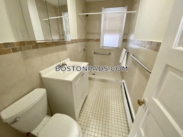 Boston - 4 Beds, 2 Baths