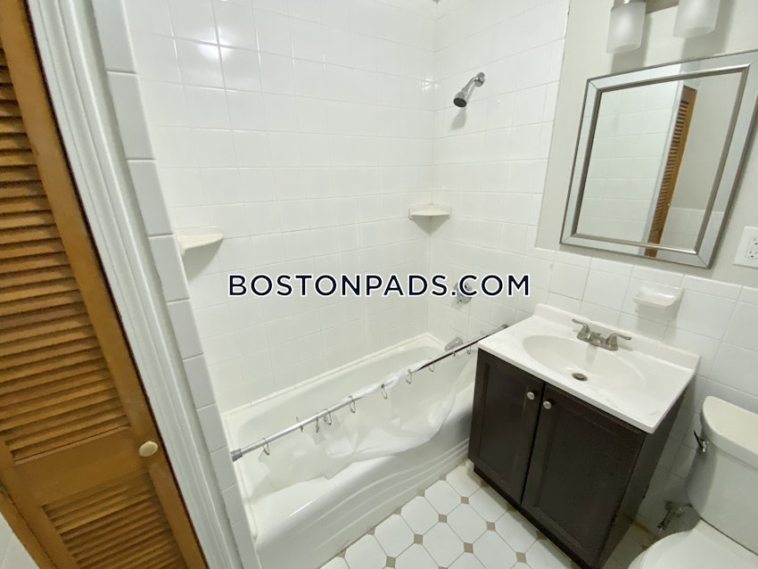 BOSTON - BRIGHTON - CLEVELAND CIRCLE - 3 Beds, 1 Bath - Image 81