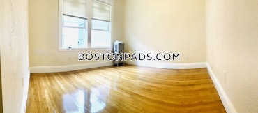 Boston - 5 Beds, 1.5 Baths