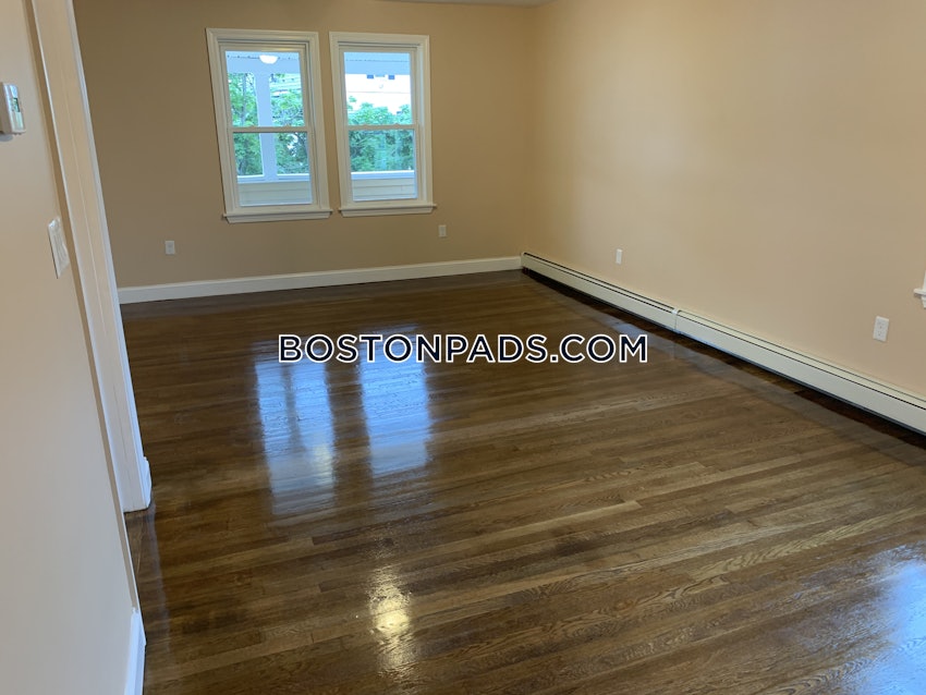 EVERETT - 3 Beds, 2 Baths - Image 18