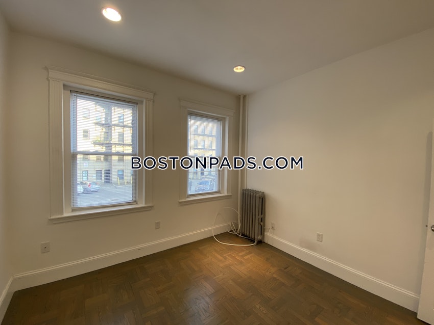 BOSTON - FENWAY/KENMORE - 1 Bed, 1 Bath - Image 7