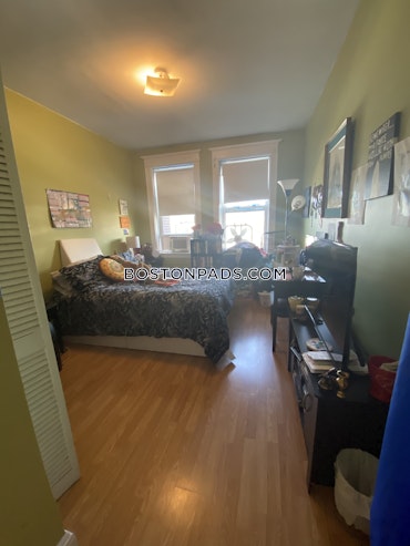 Boston - 3 Beds, 1 Baths