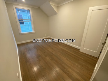 Boston - 2 Beds, 1 Baths